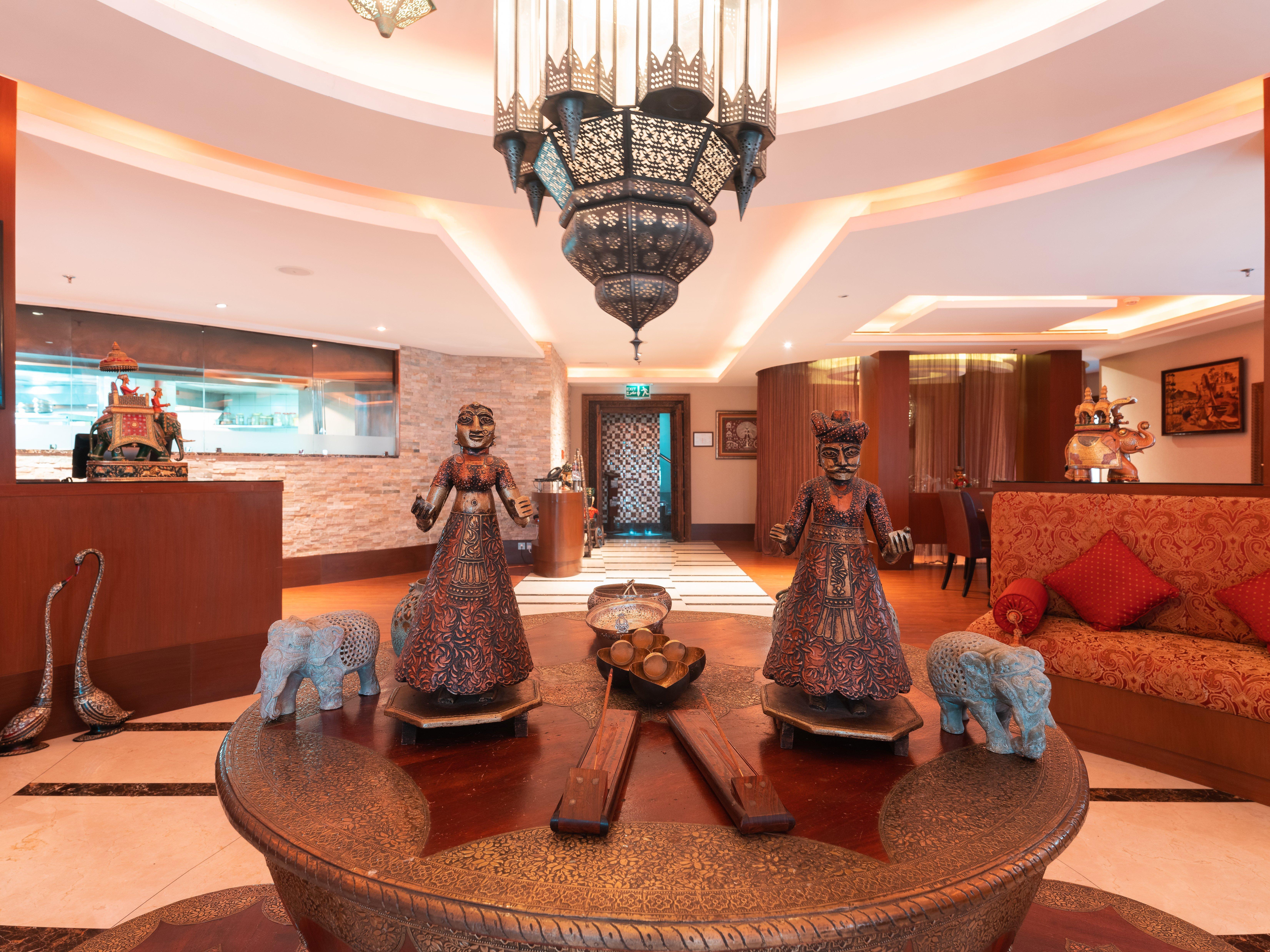 Holiday Inn - Suites Kuwait Salmiya By Ihg Kuwait City Exterior photo