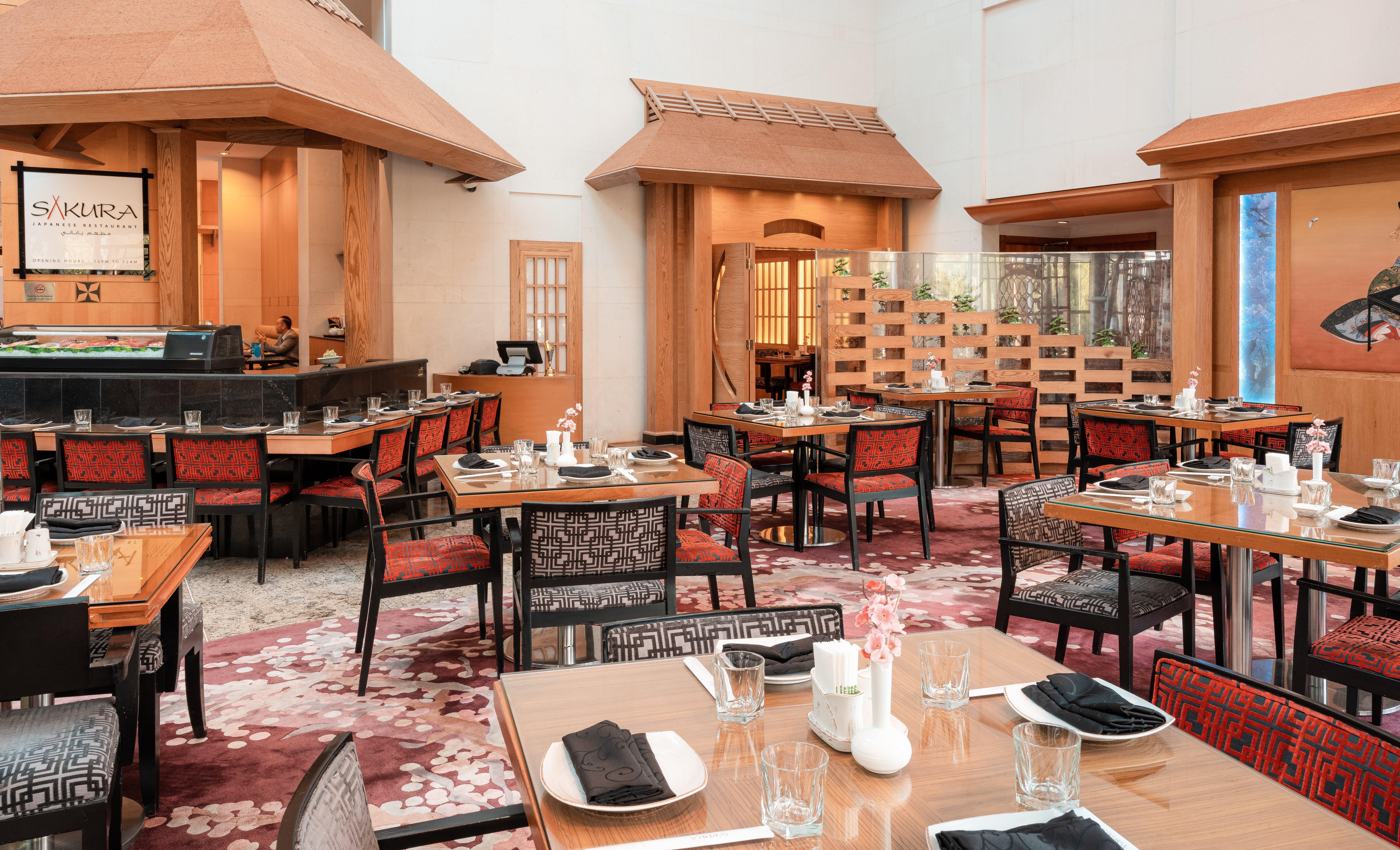 Holiday Inn - Suites Kuwait Salmiya By Ihg Kuwait City Exterior photo